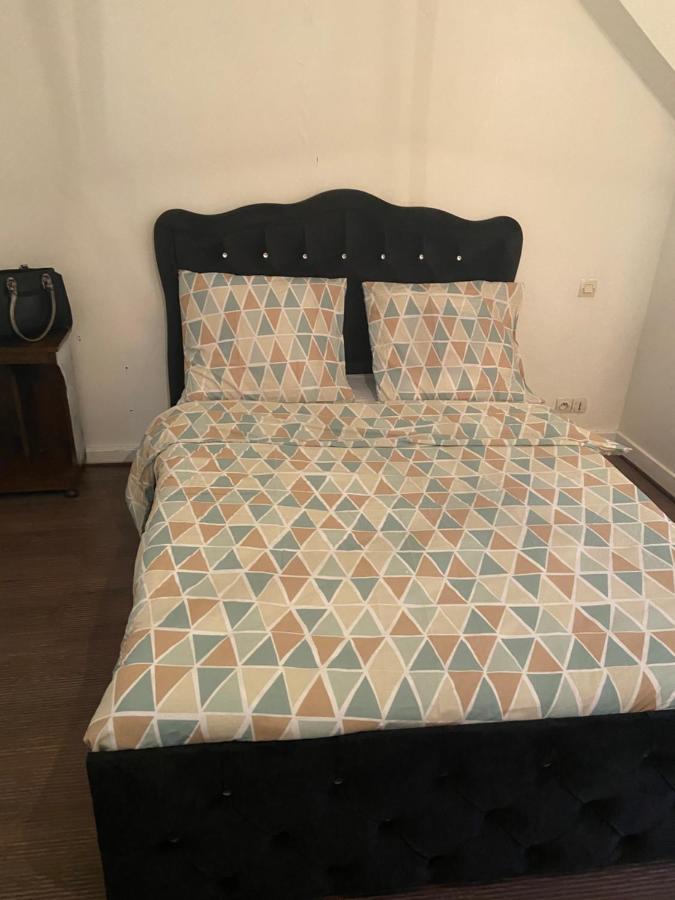 Restaurant Le Mange Disque Bed & Breakfast Villenauxe Dış mekan fotoğraf